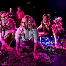 ANNA LIISA | Kuvassa: Satu Turunen, Teija Töyry, Mika Silvennoinen, Milla Kuikka, Jukka Peltola ja Jose Viitala | Kuva: Veera Konsti