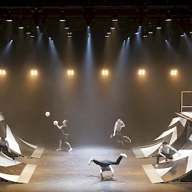 ISH Dance Collective: Elements of Freestyle © Studio Breed